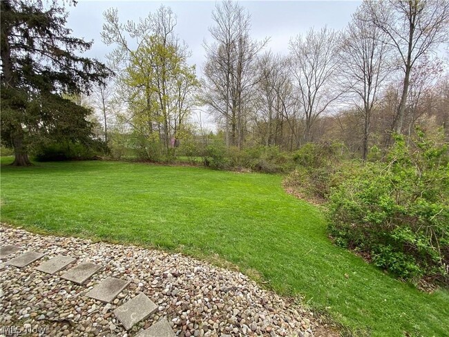 Building Photo - 7880 French Dr