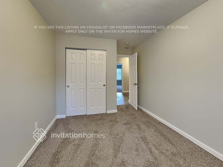 Building Photo - 5443 Komachin Loop SE