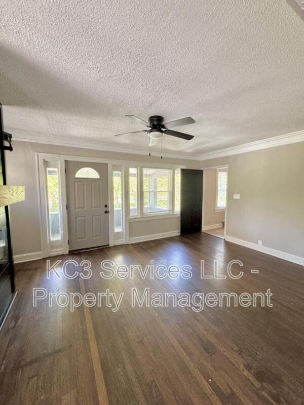 Building Photo - 5122 The Paseo