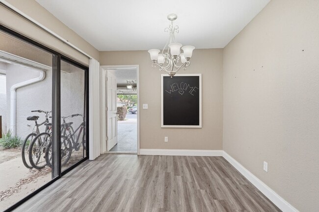 Building Photo - 3 bedroom condo