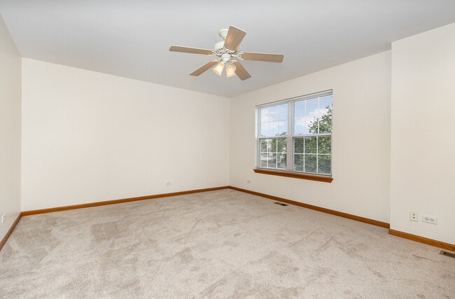 Building Photo - 14610 Patriot Square Dr W