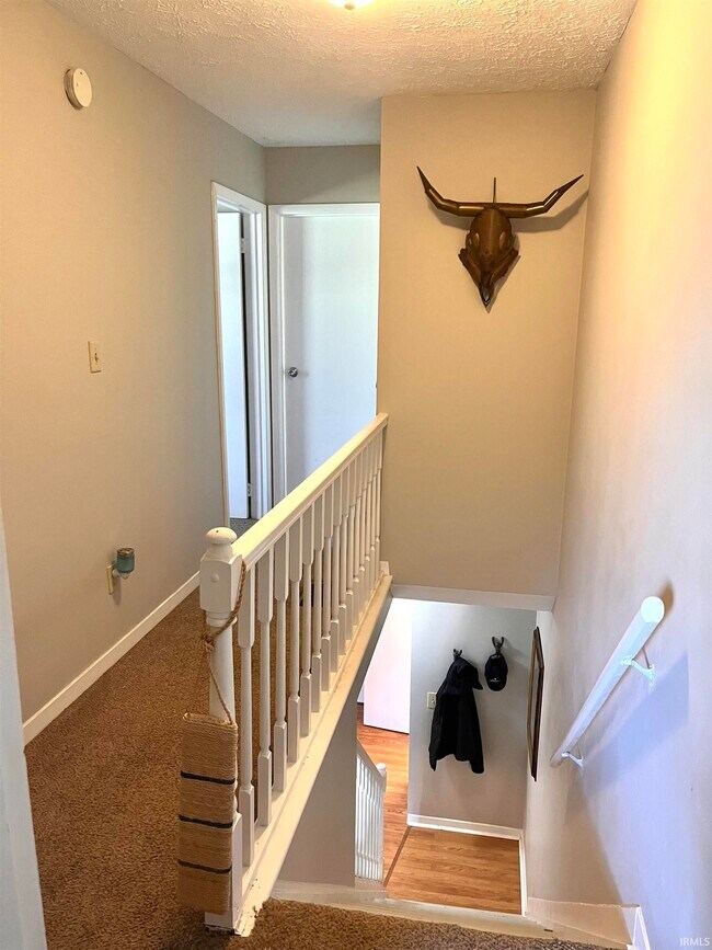 Building Photo - 519 E Graham Pl