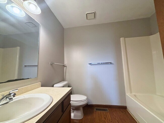 Building Photo - 1901 Sand Dollar Dr