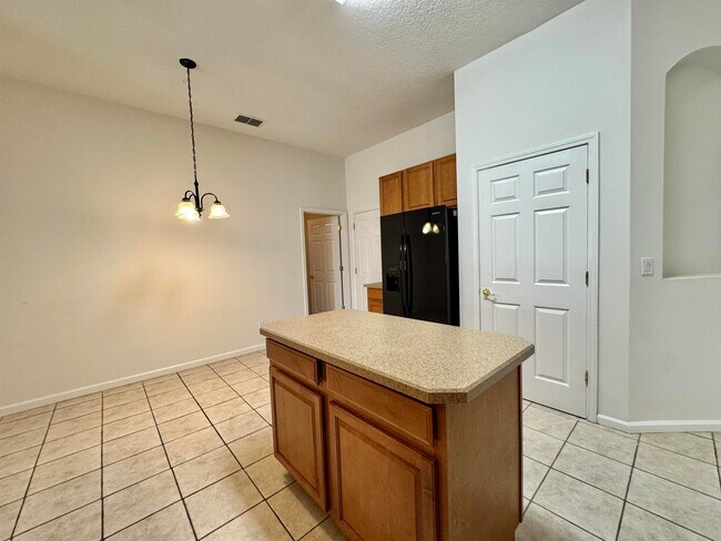 Building Photo - 1012 Arbor Trails Ct