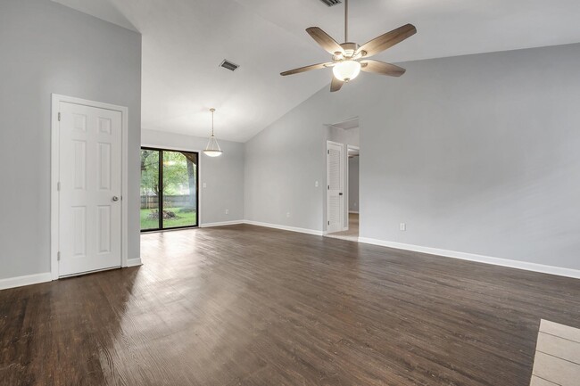 Building Photo - 6708 Chant Trail