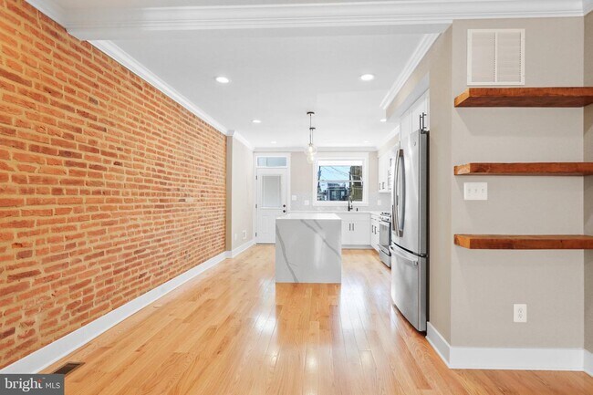 Building Photo - 3129 Fait Ave