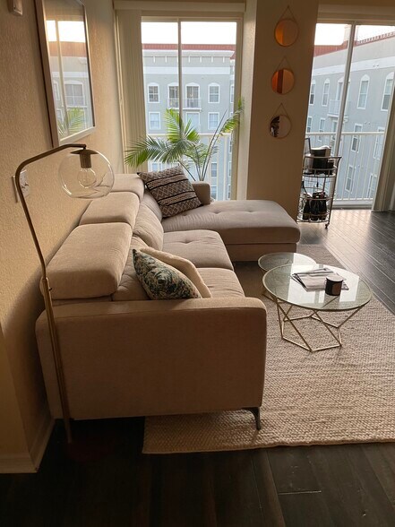 Building Photo - 700 S Harbour Island Blvd