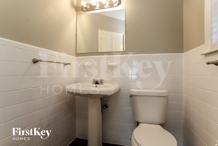 Building Photo - 5506 Berry Creek Dr