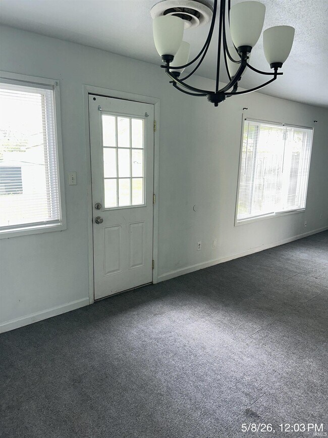 Building Photo - 39042 Edwards Ct