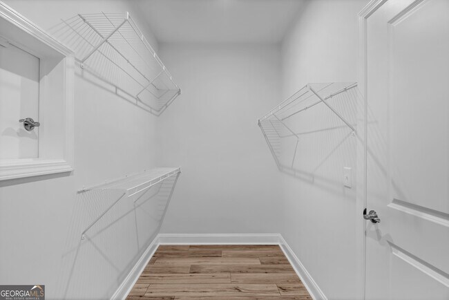 Building Photo - 267 Dendron Dr