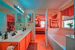Building Photo - 9009 Sun Shower Bend