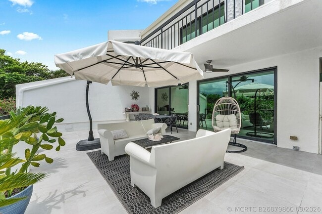 Building Photo - 3966 N Ocean Dr