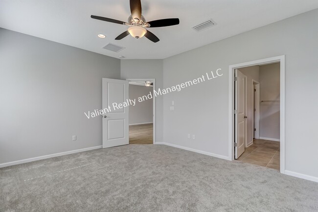 Building Photo - 278 Holly Forest Dr