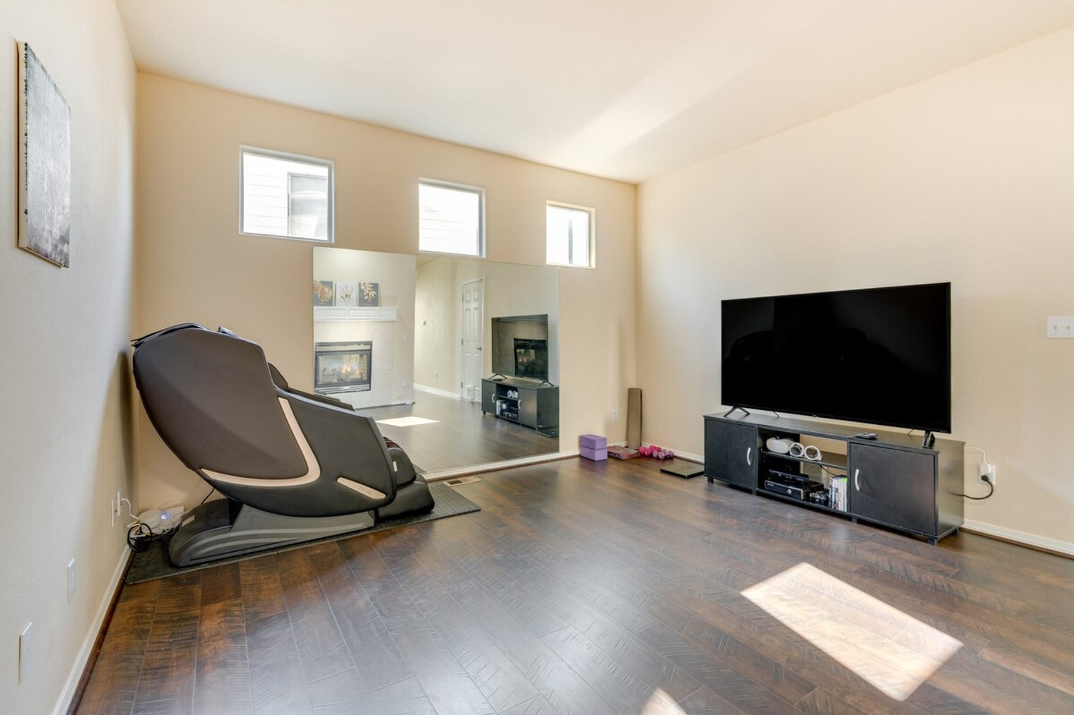 Building Photo - 111 Nellis Rd