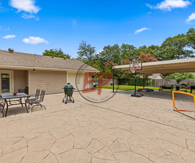 Building Photo - 5418 Lake Highlands Dr