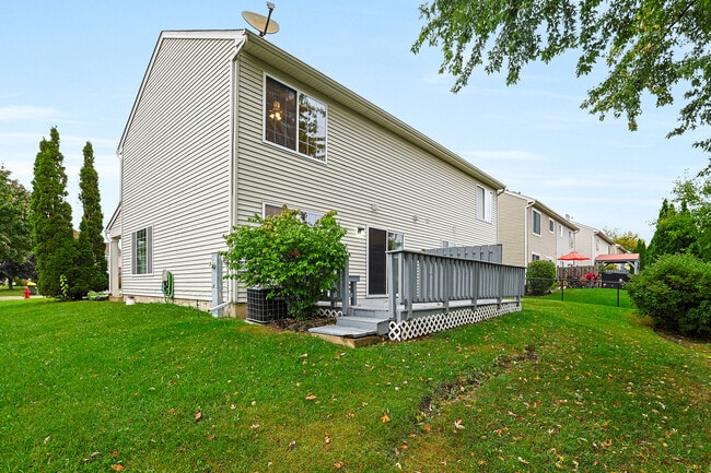 Building Photo - 3184 Impressions Dr