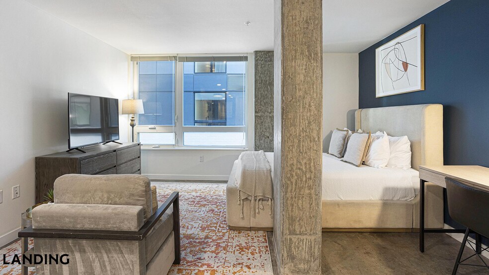 Building Photo - 2301 E Union St