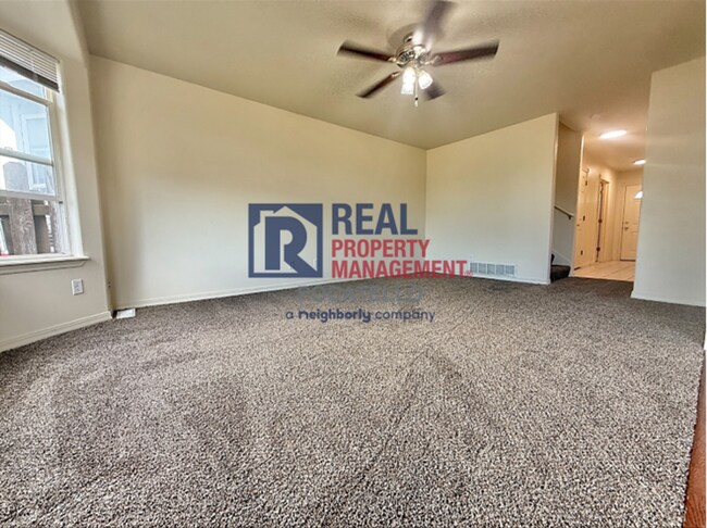 Building Photo - 4734-4736 Heidi Ct
