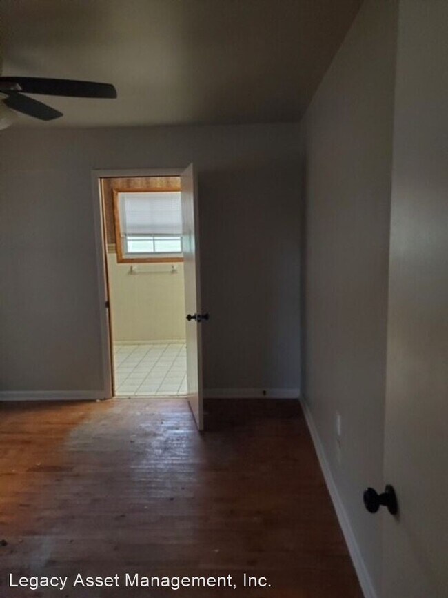 3 br, 2 bath House 3754 Butterfield Coac... 3754 Butterfield Coach