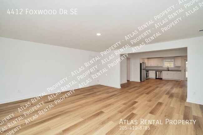 Building Photo - 4412 Foxwood Dr SE