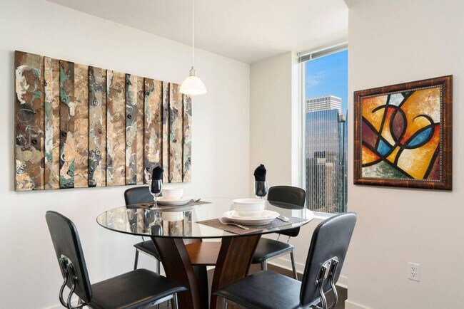 Building Photo - 1464-1474 Stout St