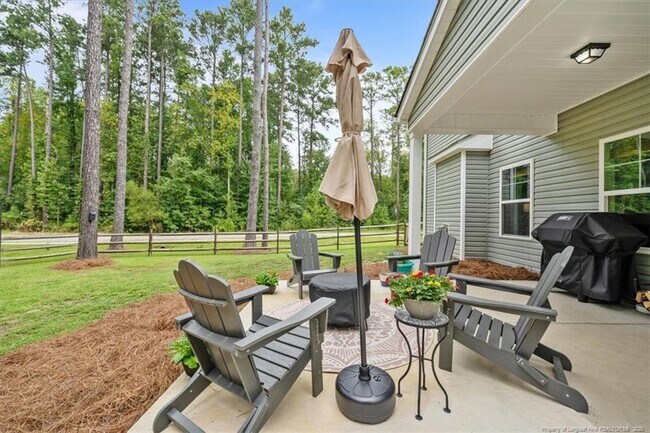 Building Photo - 400 Everest Ct