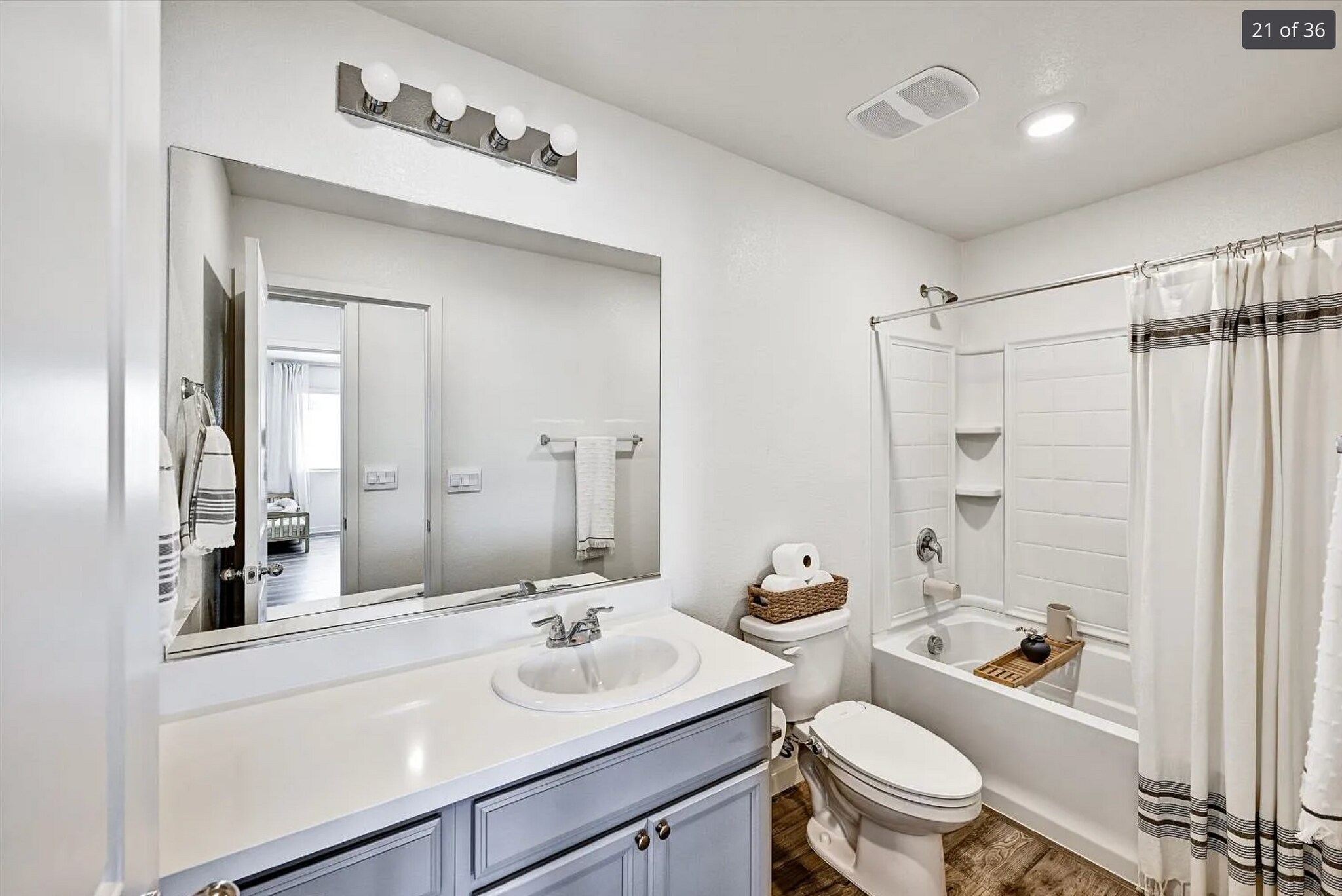 Building Photo - 5048 Cumberland Dr