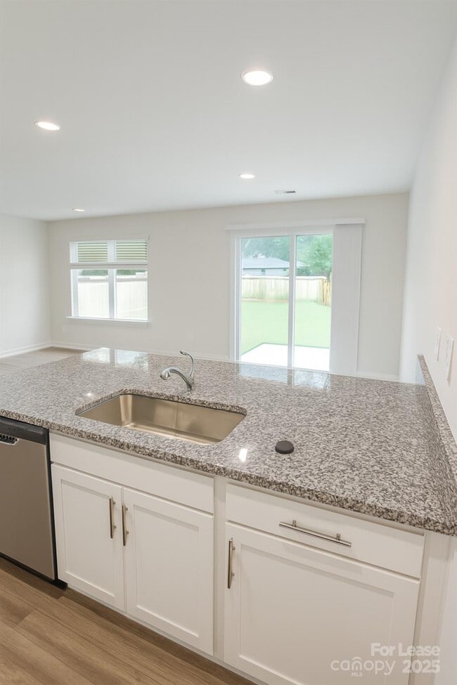 Building Photo - 6104 Faron Wy