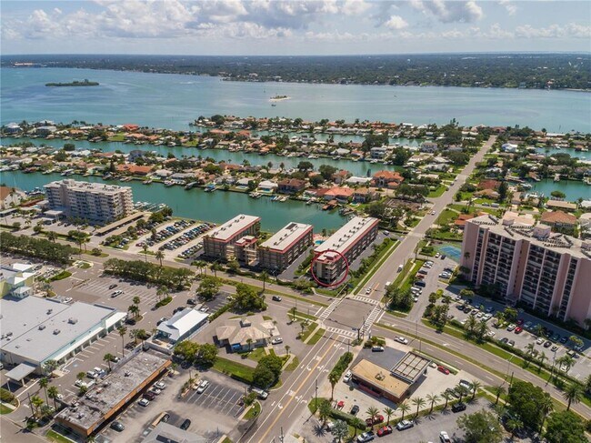 Building Photo - 105 Island Way