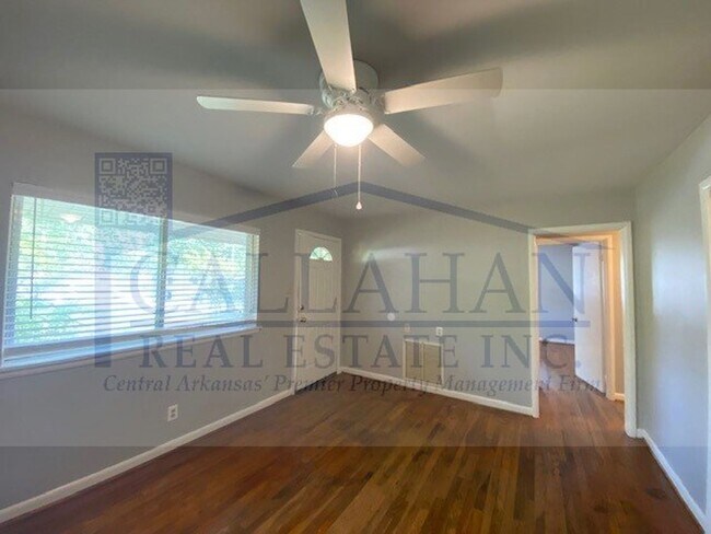 Building Photo - NLR 2 Bedroom Home