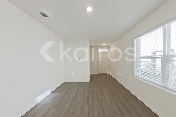 Building Photo - 32162 Katelin Cir