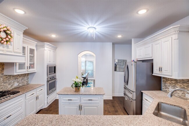 Building Photo - 13940 Steadman Dr