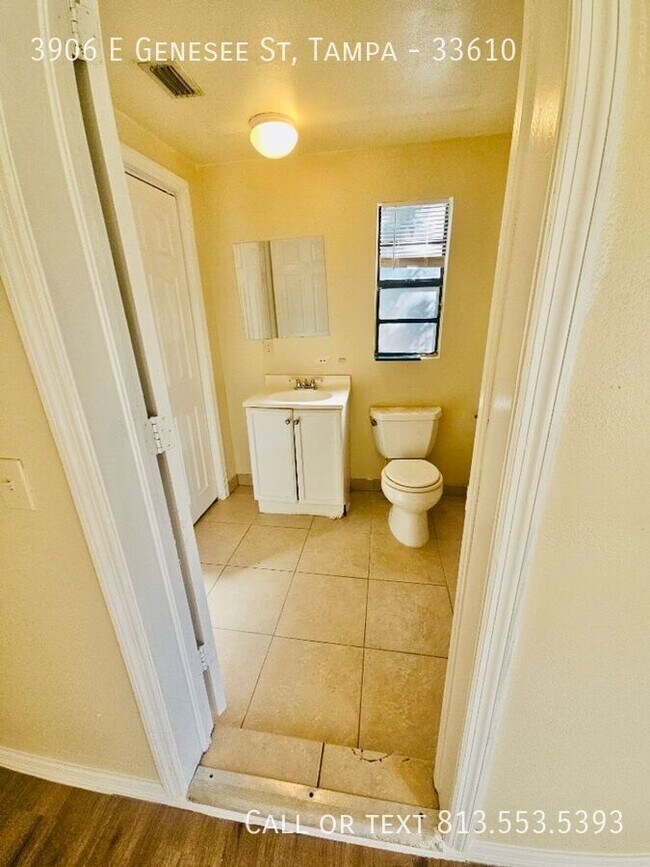 Building Photo - 3906 E Genesee St