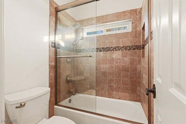 Building Photo - 8570 Country Home Cir