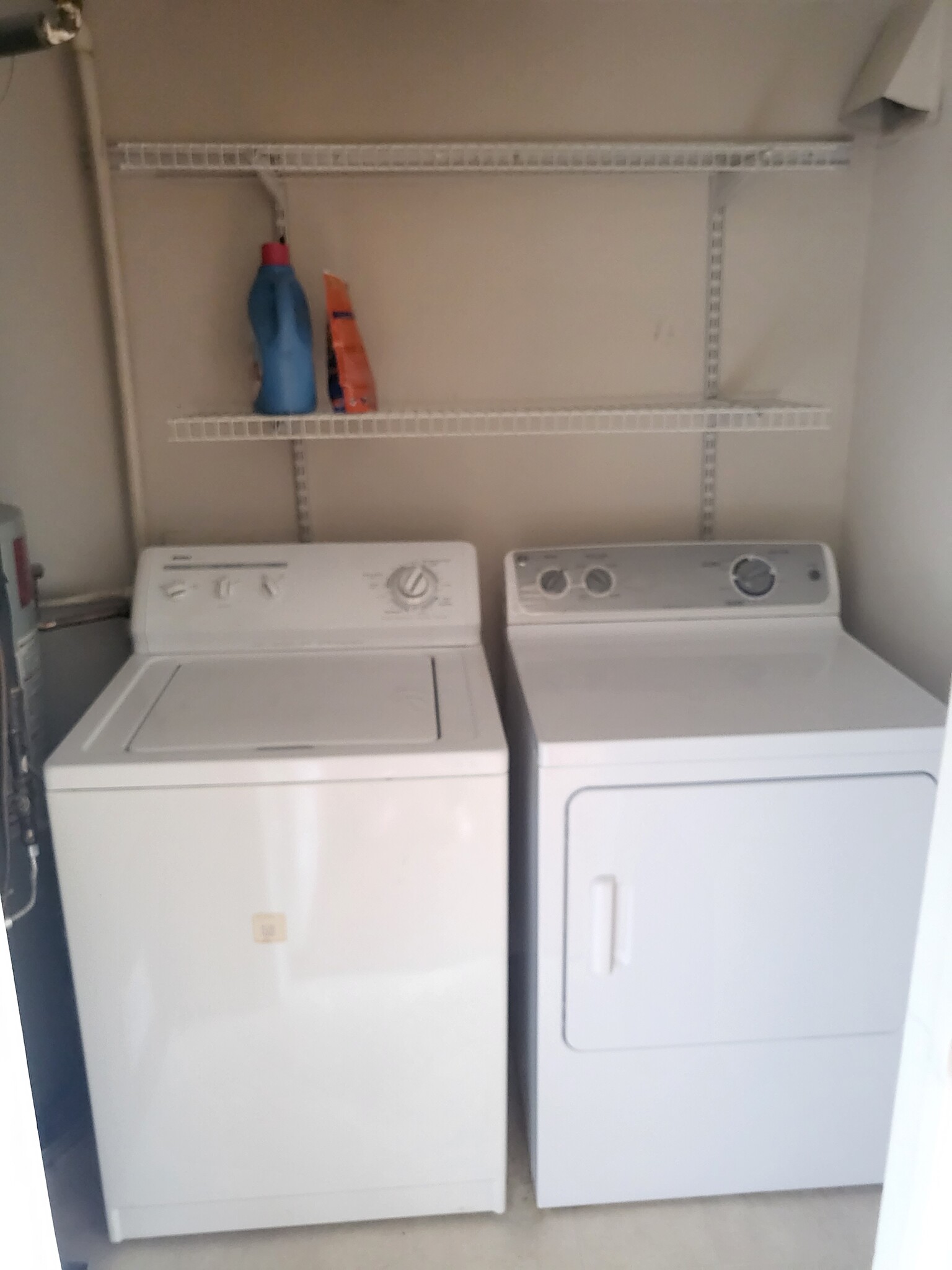 Laundry in unit - 1111 Garden Ct