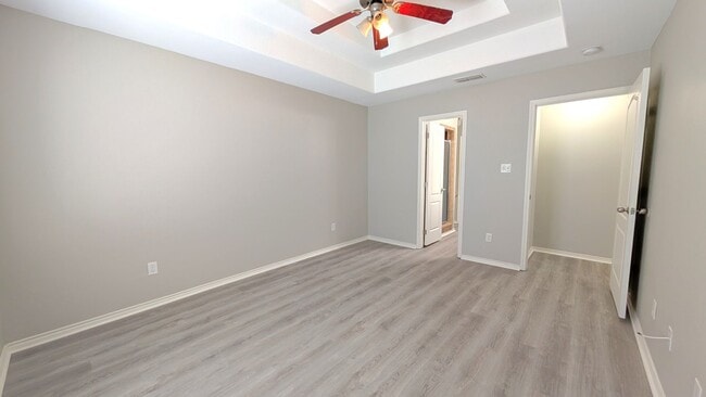 Building Photo - 3601 N Arroyo Park Ln