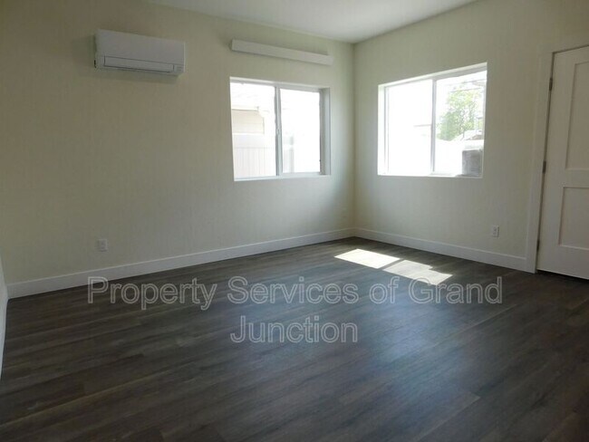 Building Photo - 525 Orchard Ave