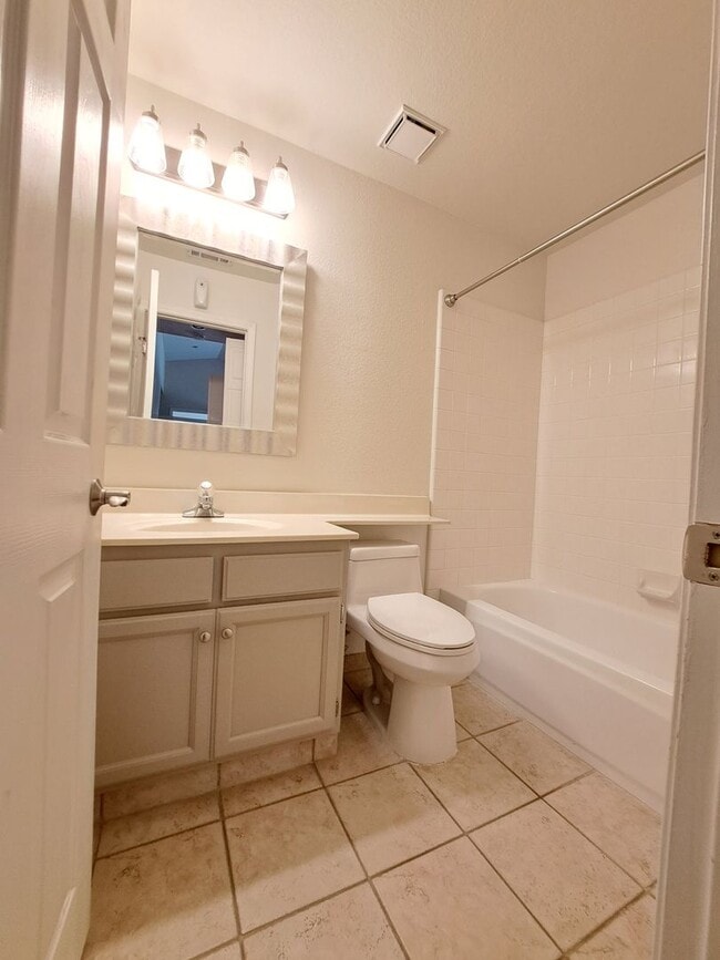 Building Photo - 354 Bradley Dr