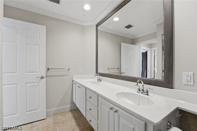 Building Photo - 28207 Islet Trail