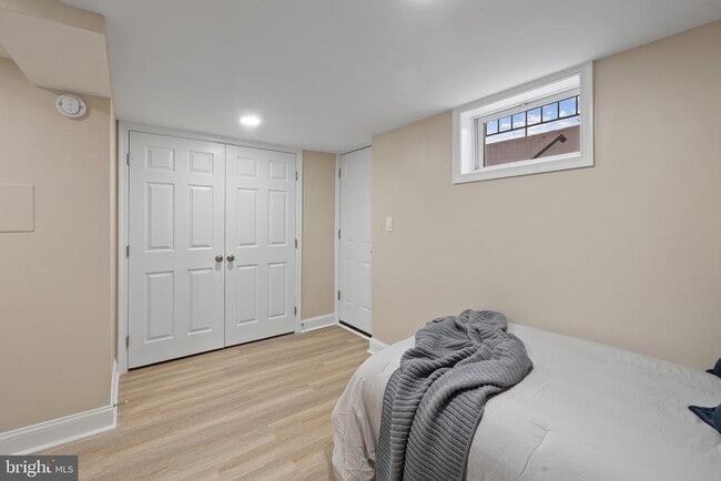 Building Photo - 1811 Ramblewood Rd