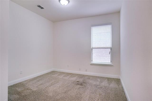 Building Photo - 8721 Maple Ridge Trail
