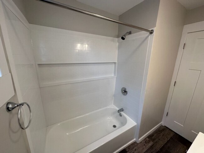 Building Photo - Fully Renovated 3BR Bungalow – Modern, Bright, Move-In Ready!