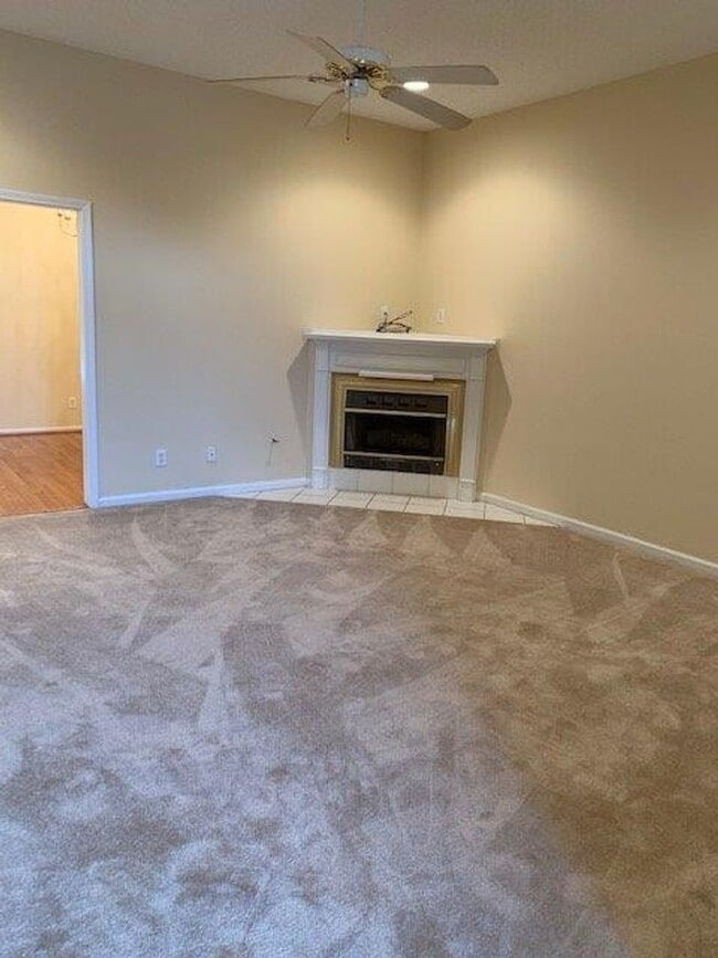 Building Photo - 2156 Inverness Pkwy