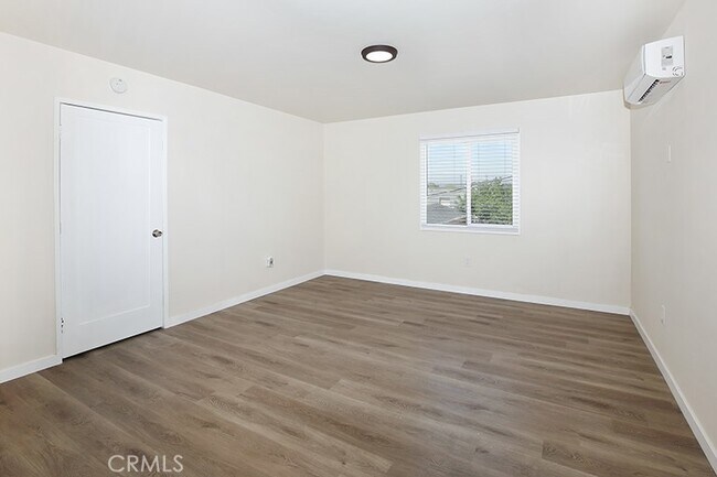 Building Photo - 10709 Sherman Pl