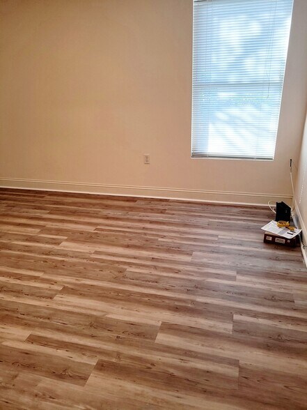 Building Photo - 12 Krista Cir