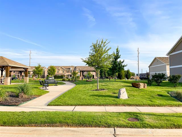 Building Photo - 3516 Cricket Dr