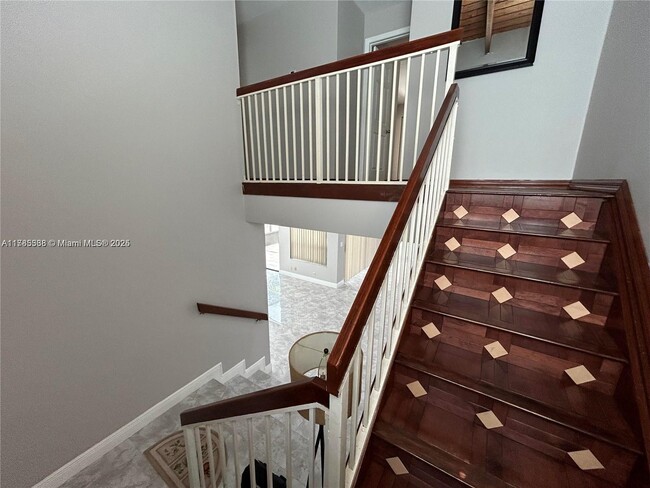 Building Photo - 2101 Bayberry Dr