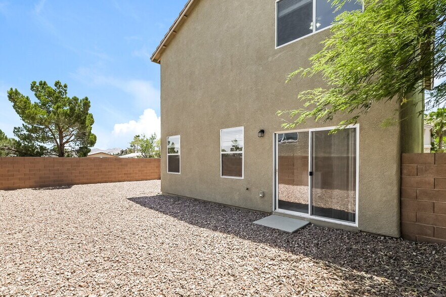 Building Photo - 698 Blooming Sage Ct