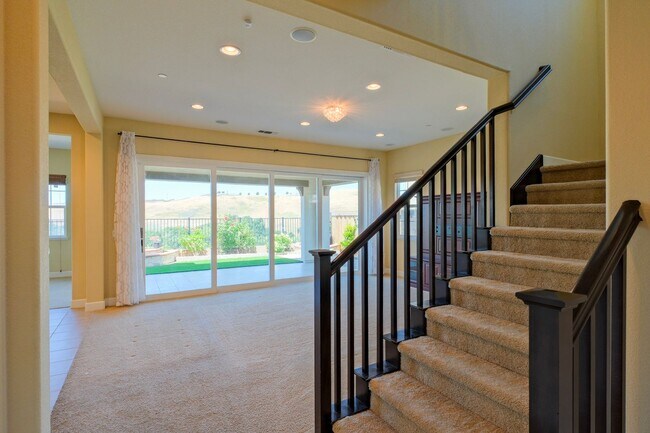 Building Photo - 6536 Terrace Ridge Ct