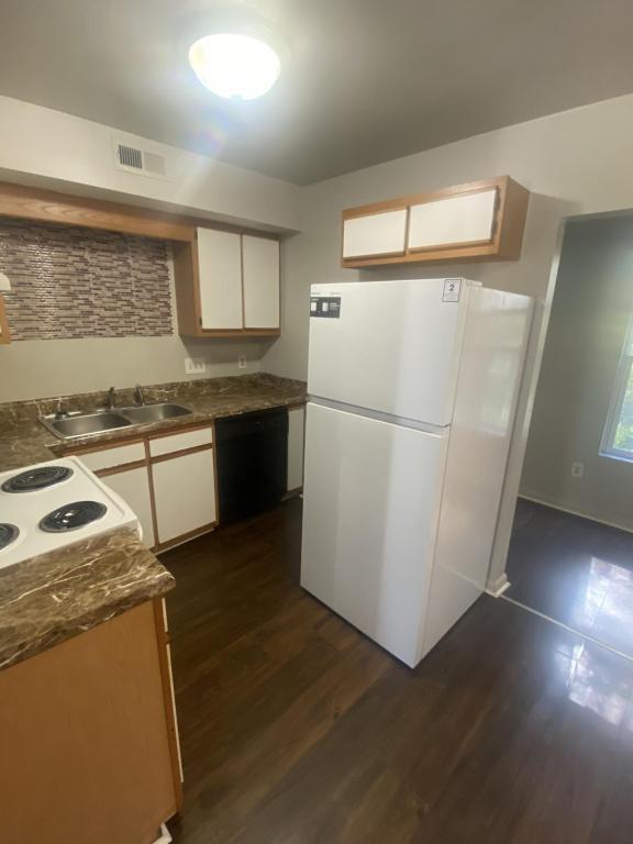Building Photo - 314 Ardale Dr